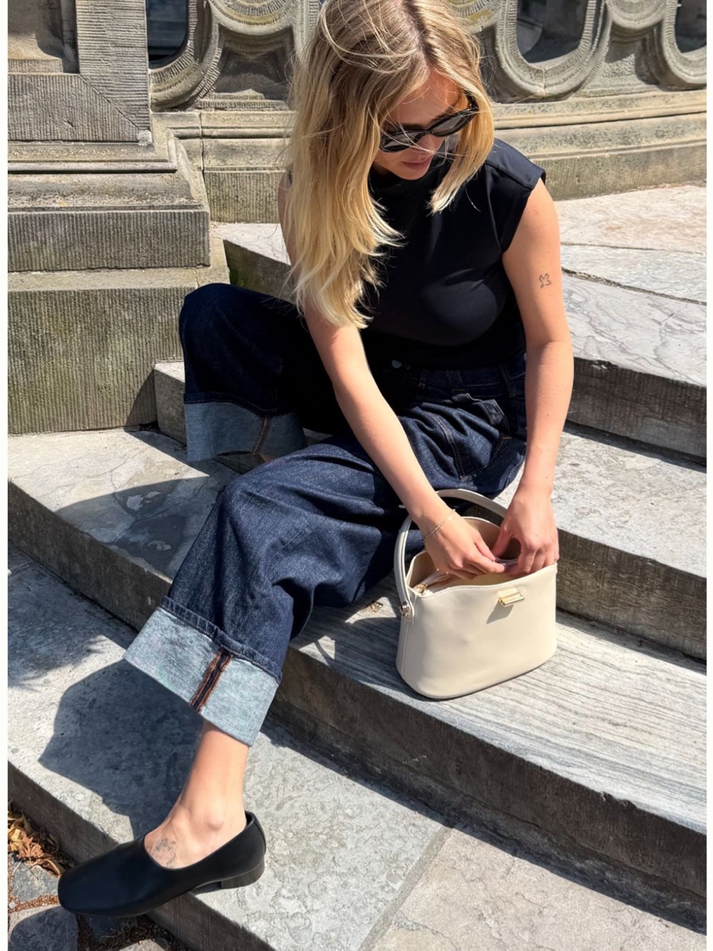 Pilcro Wide-Leg Dark Indigo Cuffed Jeans - Picture 7 of 8